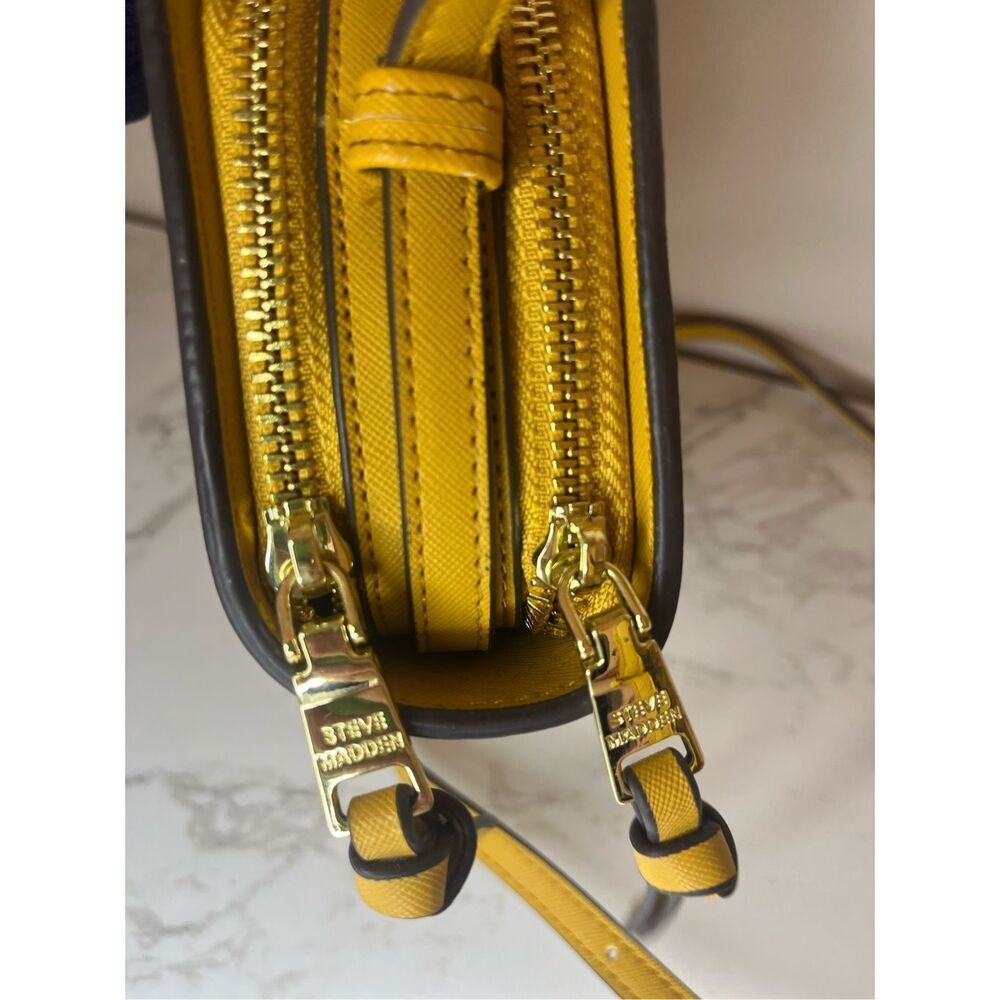 Steven Madden Yellow Crossbody Purse - Picture 5 of 10